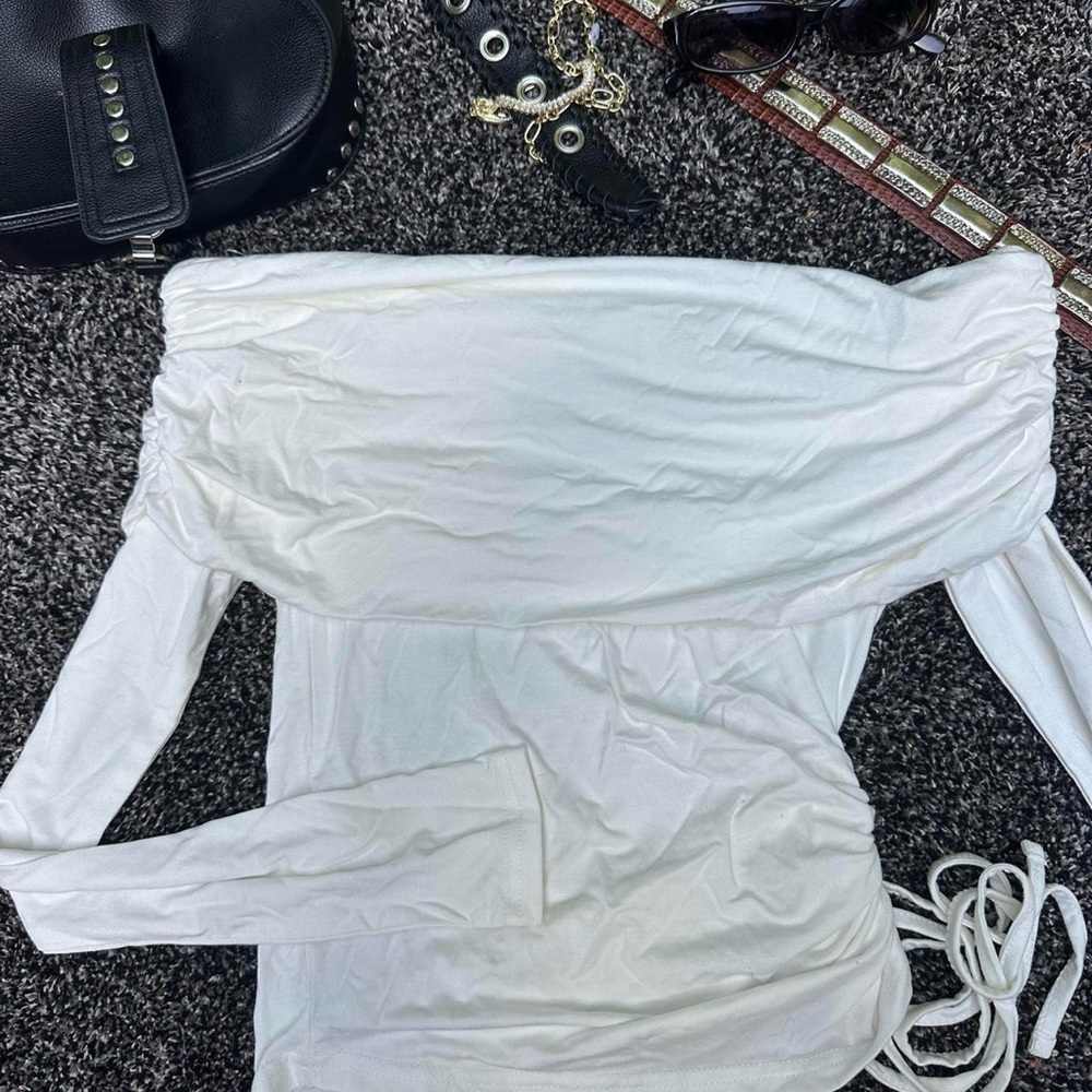 Edikted White Long Sleeve Top